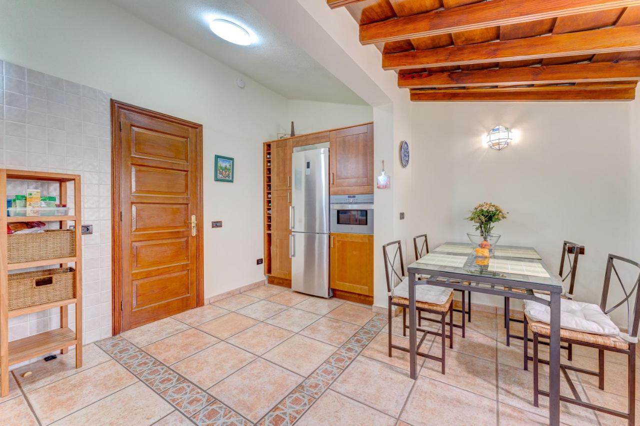 Buenavista Panoramic Villa In Costa Adeje Eksteriør billede